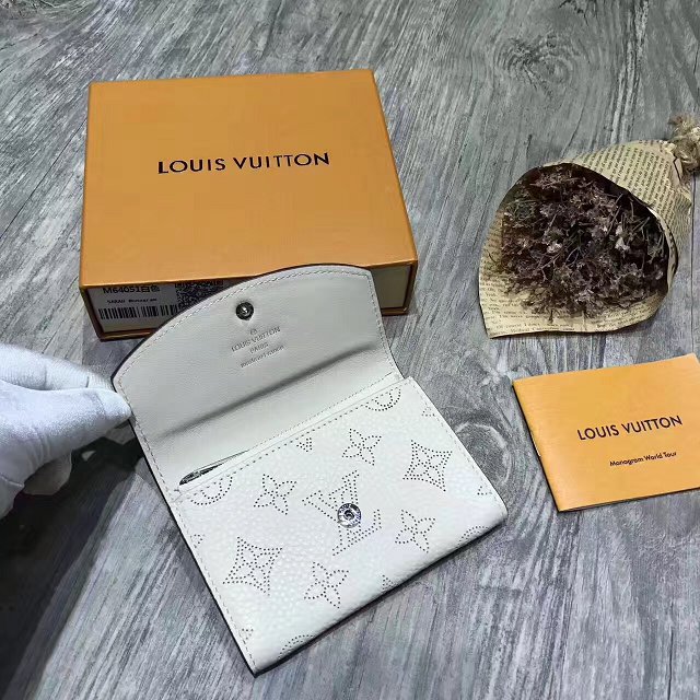 Louis vuitton mahina anae coin purse M64051 white 