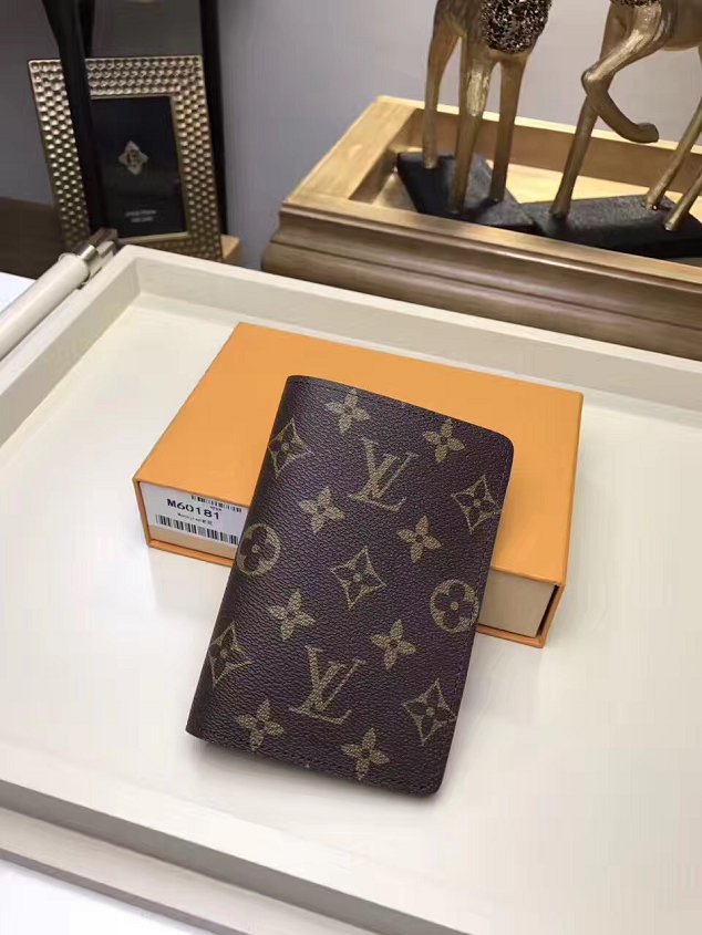 Louis vuitton monogram canvas passport cover M60181