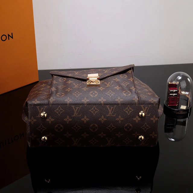 Louis vuitton original monogram canvas city cruiser bag M40781