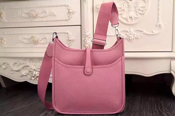 Hermes original togo leather evelyne pm shoulder bag E29 pink