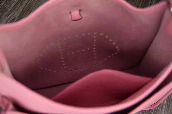 Hermes original togo leather evelyne pm shoulder bag E29 pink