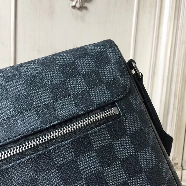 Louis vuitton original damier ebene district messenger bag mm N41029