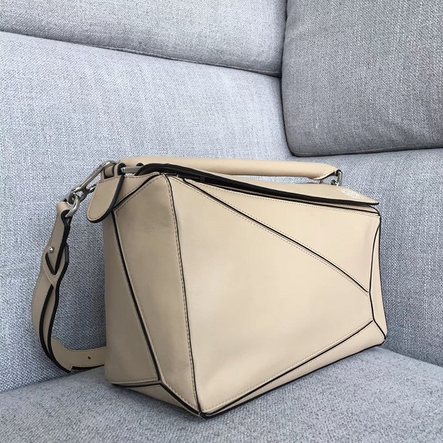 Loewe original calfskin puzzle bag 20155 beige