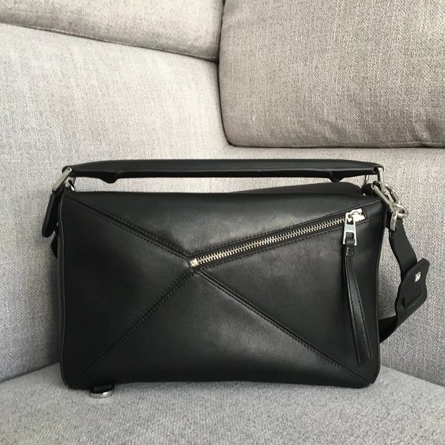 Loewe original calfskin puzzle bag 20155 black