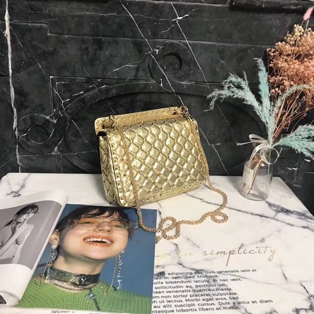 Valentino original lambskin rockstud medium chain bag 0122 gold