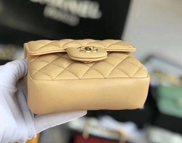 2019 CC original lambskin mini flap bag A35200 apricot