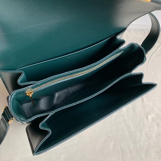 2019 Celine original calfskin medium triomphe bag 187363 green