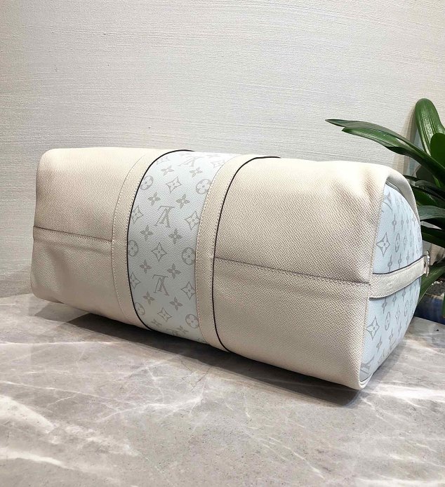 Louis vuitton original taiga leather keepall bandouliere 45 M94416 white