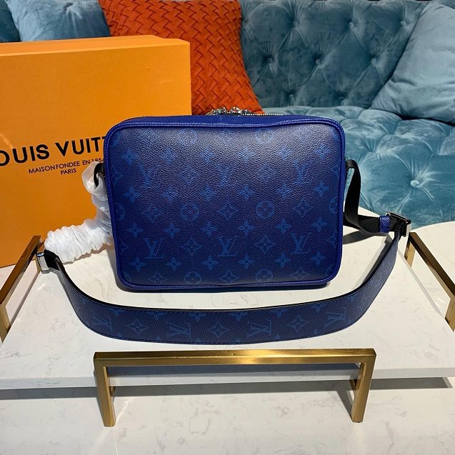 Louis vuitton original monogram outdoor messenger bag M30242 blue