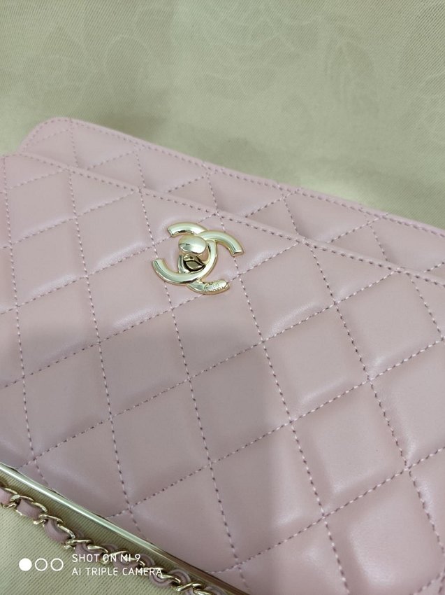 CC original lambskin woc chain bag 80982 light pink