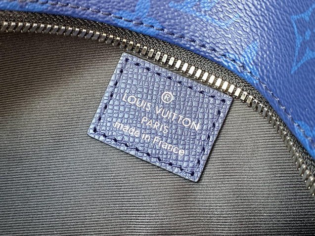 Louis vuitton original taiga leather discovery backpack M30229 blue