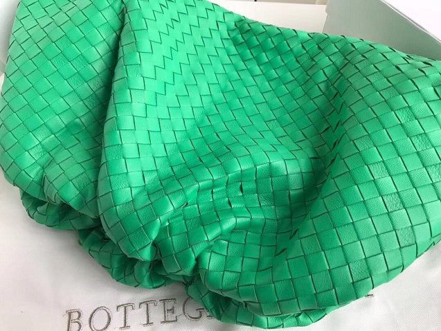 2019 BV original intrecciato lambskin large pouch 576175 green