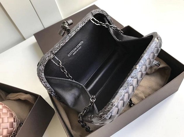 BV original silk chain knot clutch 498478 grey