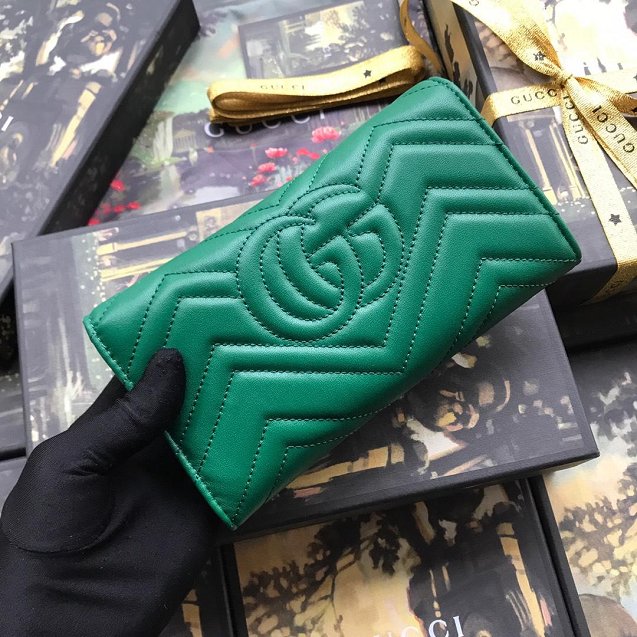 GG calfskin wallet 557742 green