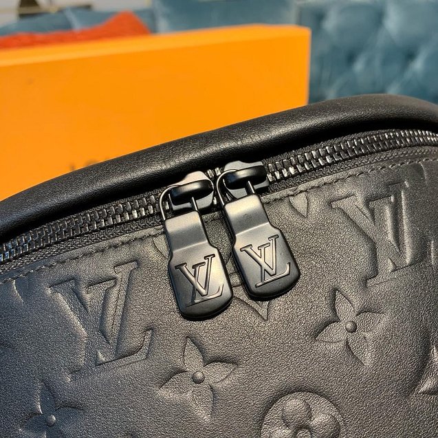 Louis vuitton original monogram empreinte discovery bumbag m44388 black