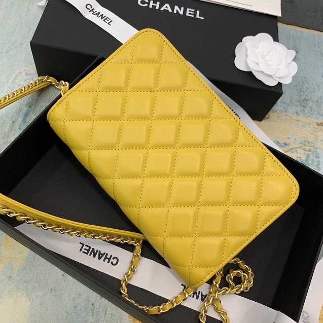 2020 CC original lambskin wallet on chain AP0724 yellow