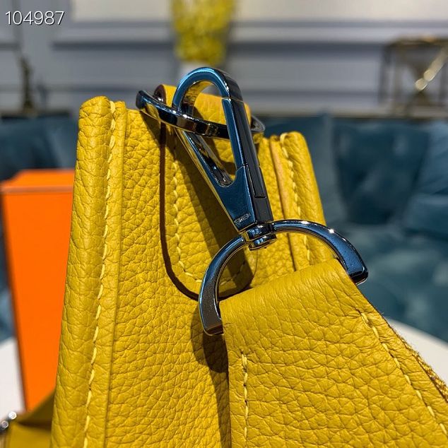 Hermes original togo leather evelyne pm shoulder bag E29 yellow