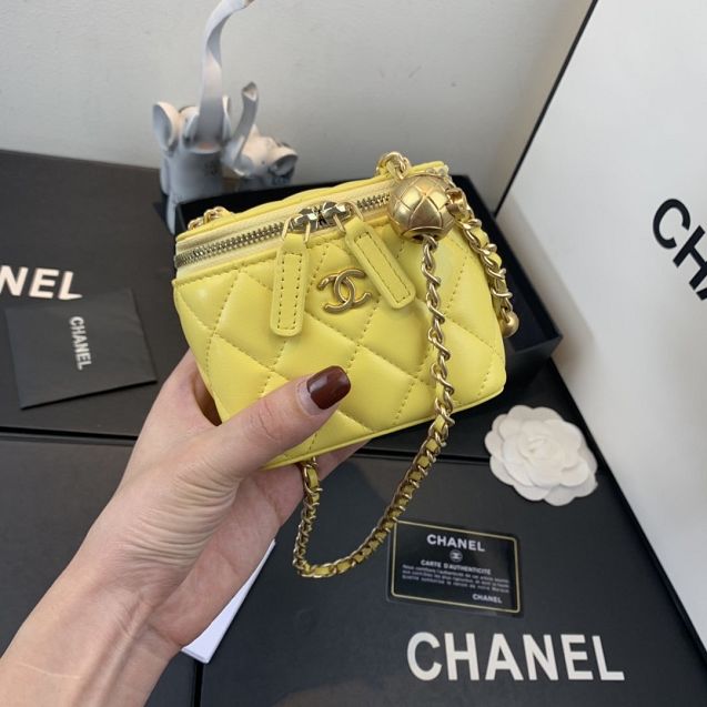 2020 CC original lambskin small box with chain AP1447 yellow