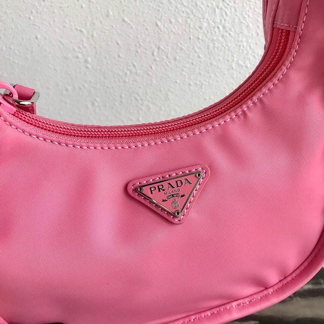 Prada original nylon re-edition 2000 hobo bag 1BC114 pink