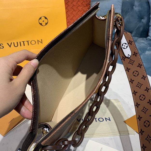 Louis Vuitton original giant monogram toiletry pouch 26 M47547