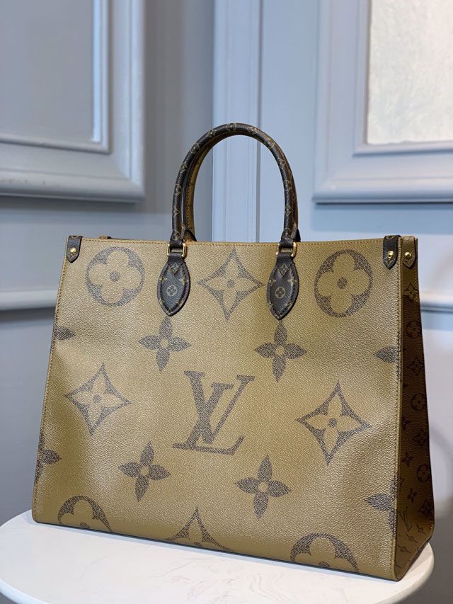 Louis vuitton original handmade monogram giant canvas onthego tote bag M44576