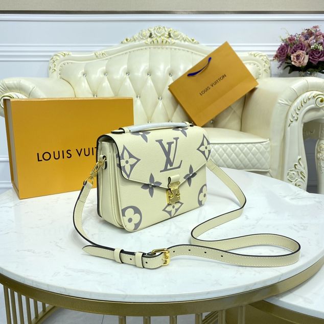 Louis vuitton original calfskin pochette metis M45384 white&silver