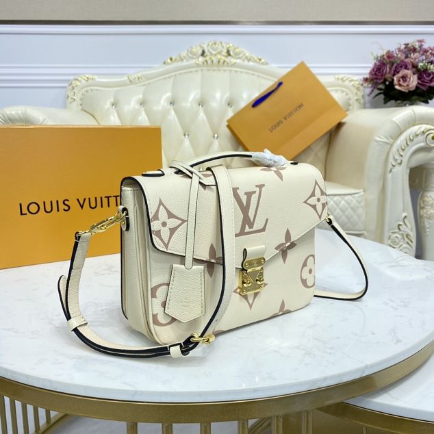 Louis vuitton original calfskin pochette metis M45596 white