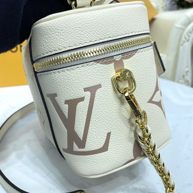 2021 Louis vuitton original calfskin vanity pm handbag M45599 white