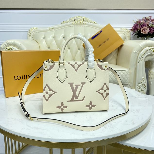 Louis vuitton original embossed calfskin onthego pm M45658 white