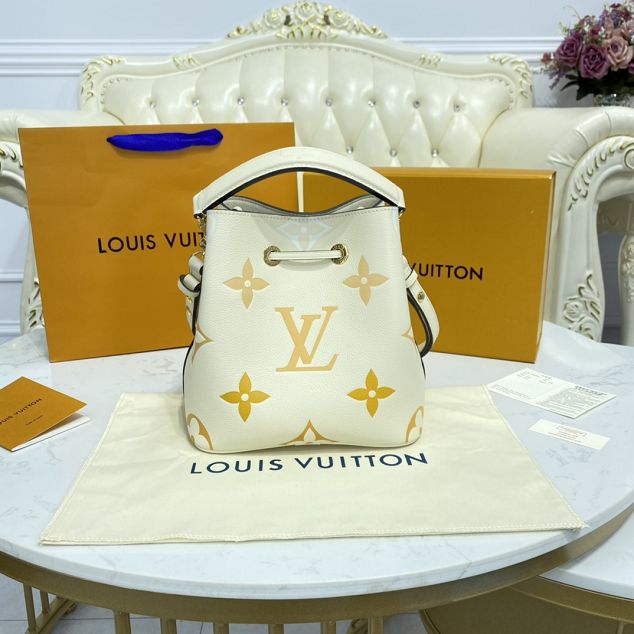 Louis vuitton original embossed calfskin neonoe BB bag M45716 white