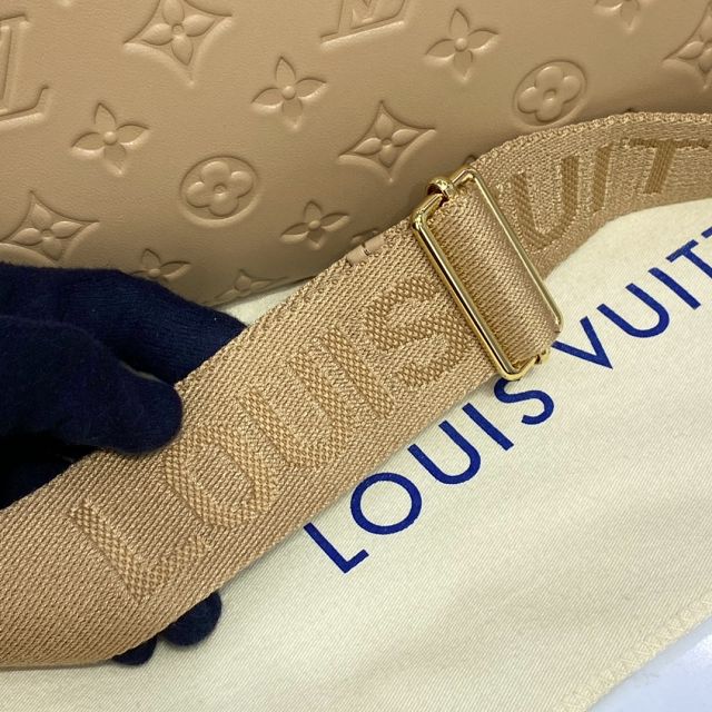 2023 Louis vuitton original lambskin coussin pm bag M57936 apricot