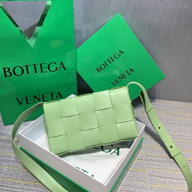 BV original lambskin cassette crossbody bag 578004 pistachio