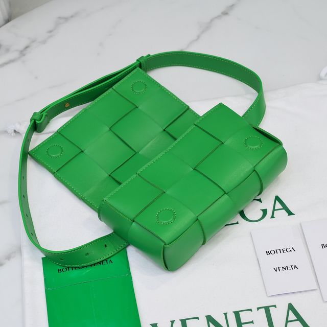 BV original lambskin cassette belt bag 639367 green