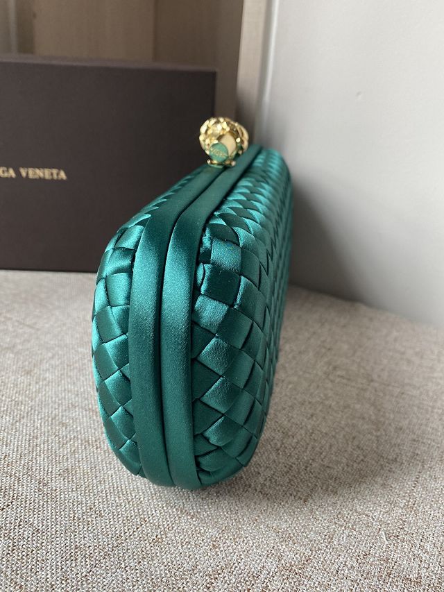 BV original silk knot clutch 202031 green