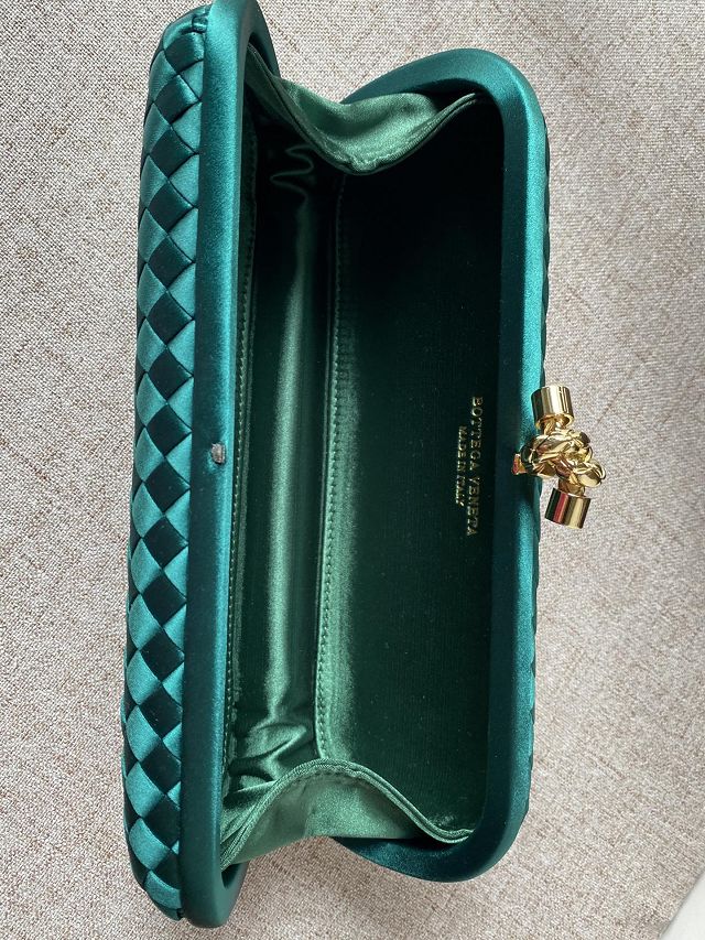 BV original silk knot clutch 202031 green