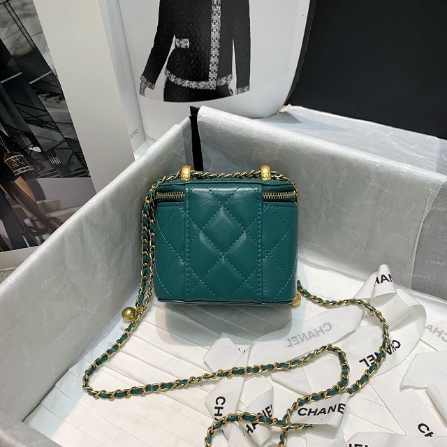 CC original calfskin small vanity with chain AP2292 green