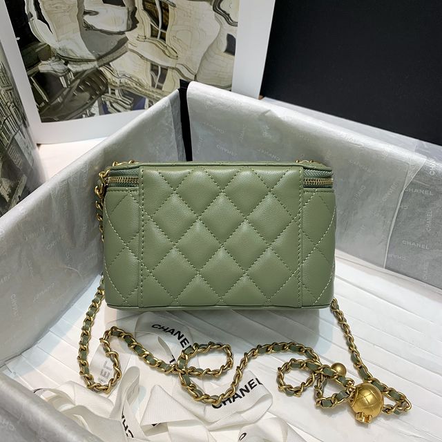 CC original lambskin small vanity with chain AP1341 green