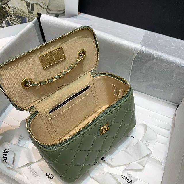 CC original lambskin small vanity with chain AP1341 green