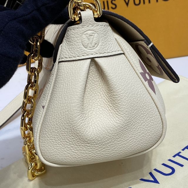 Louis vuitton original calfskin favorite bag M45813 white