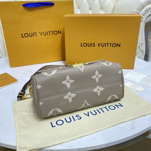 Louis vuitton original calfskin favorite bag M59114 light grey