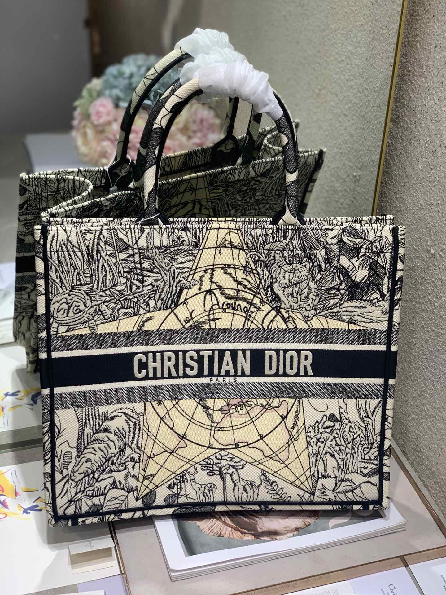 Dior original canvas book tote oblique bag M1286 black&white