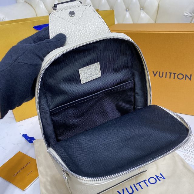 Louis vuitton original calfskin avenue sling bag M30803 white