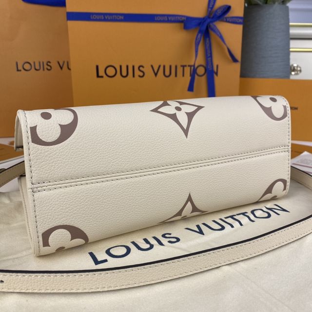 Louis vuitton original embossed calfskin onthego pm M45658 white