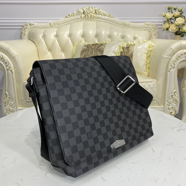 Louis vuitton original damier graphite district messenger bag mm N40350