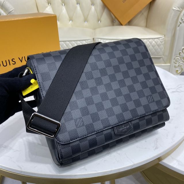 Louis vuitton original damier graphite district messenger bag mm N40418