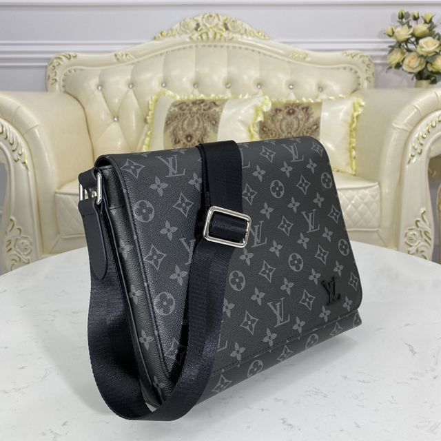 Louis vuitton original monogram eclipse district messenger bag mm M45272