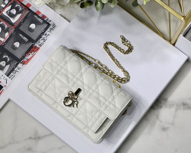 Dior original lambskin lady chain pouch S0937 white