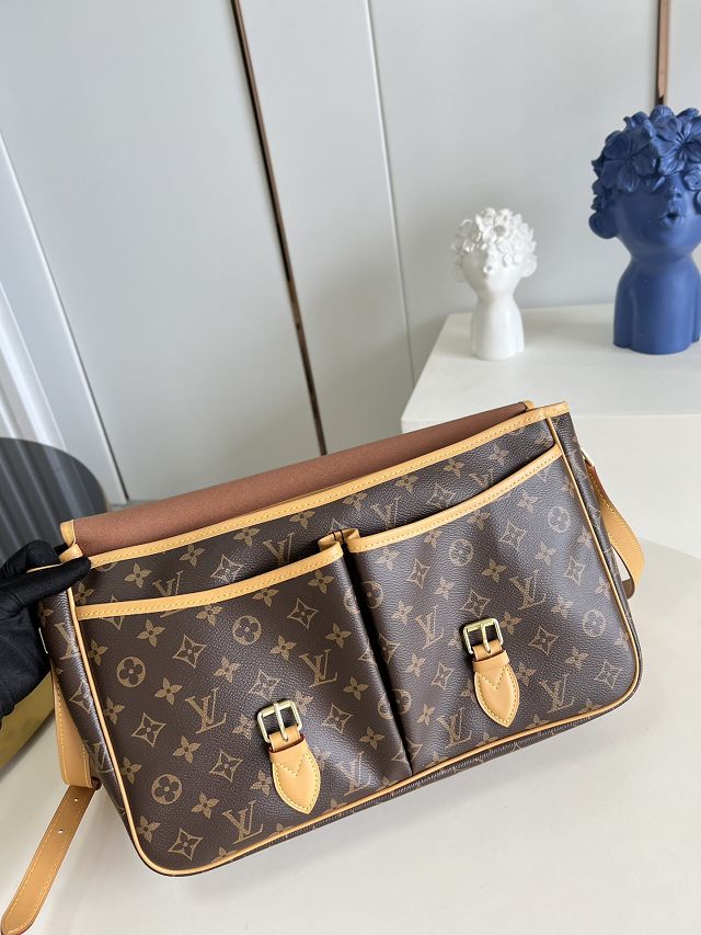 Louis vuitton original monogram canvas boulogne M51273