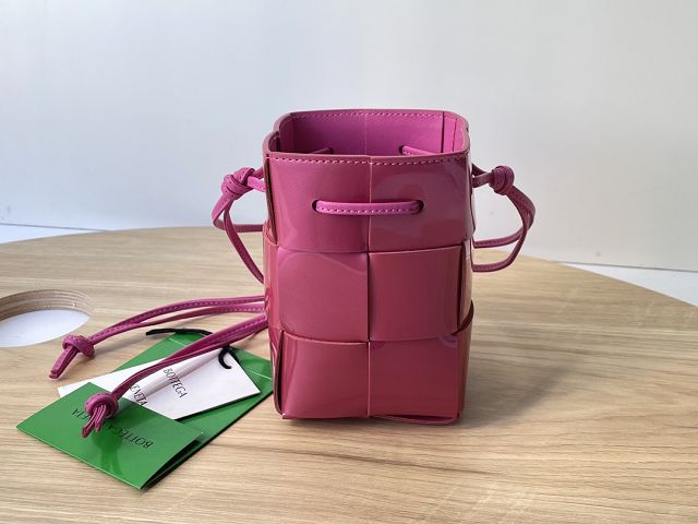 BV original patent calfskin cassette small bucket bag 680217 cranberry