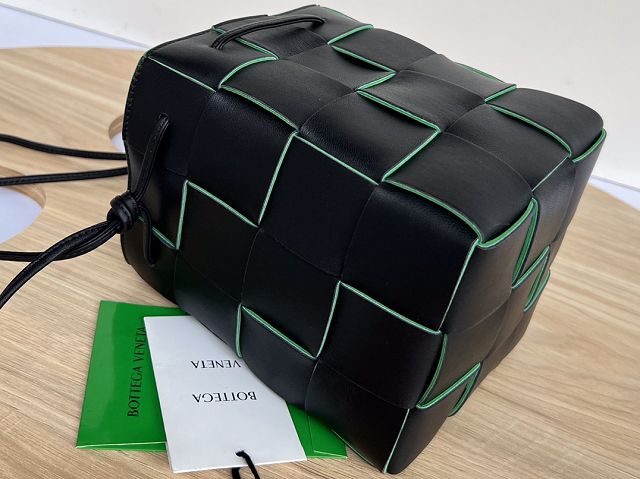 BV original lambskin cassette bucket bag 680218 black&green